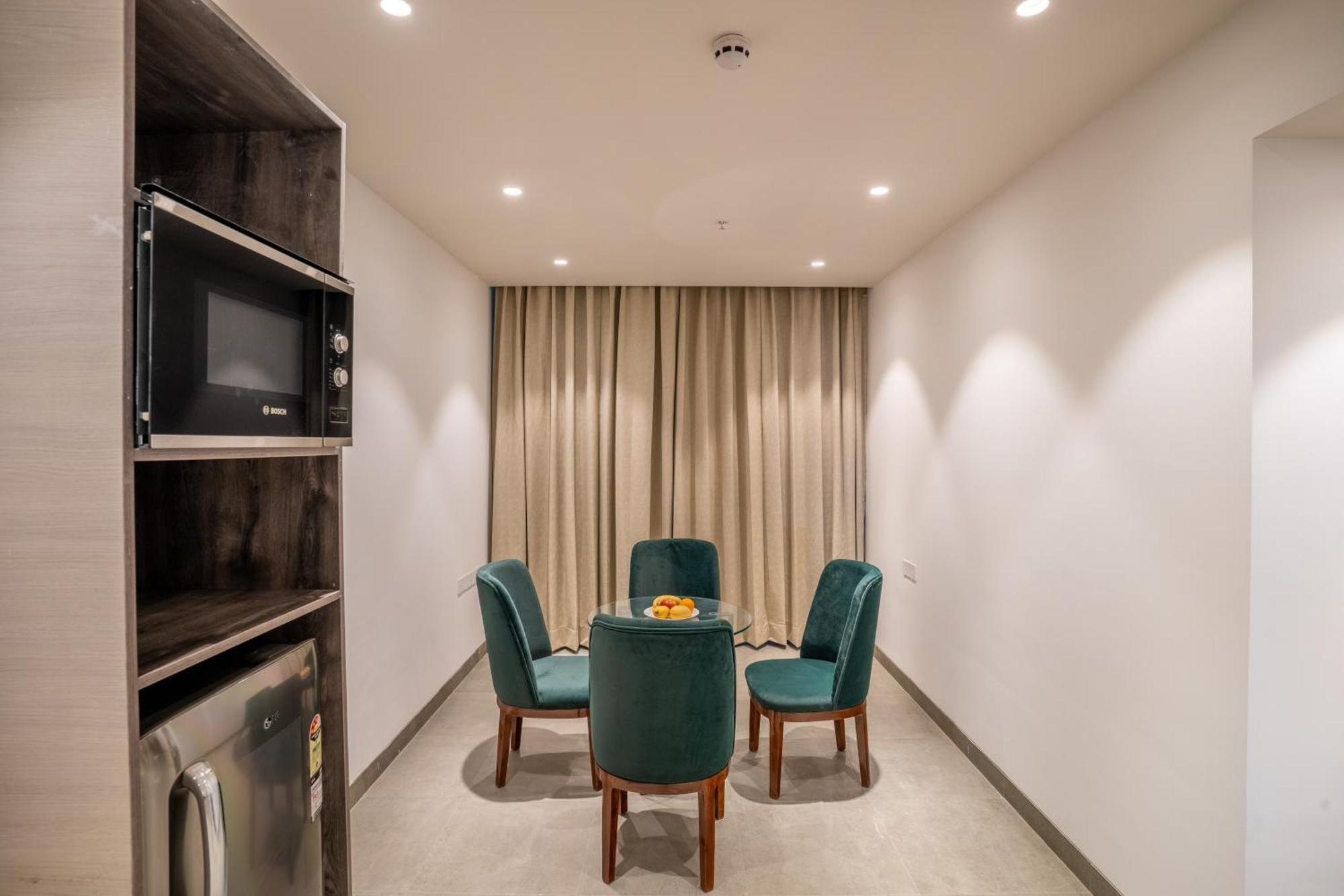 Juesta Residences - Aipl Joy Street, Gurgaon Eksteriør bilde