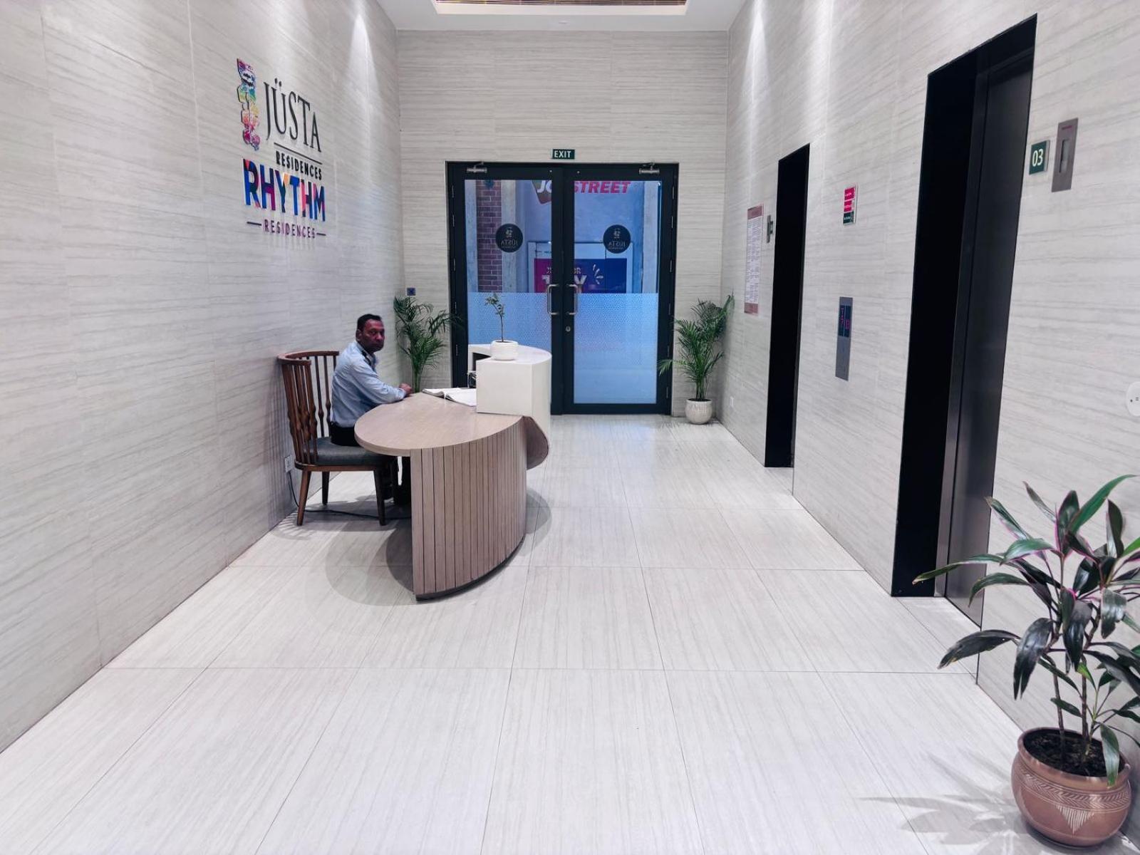 Juesta Residences - Aipl Joy Street, Gurgaon Eksteriør bilde